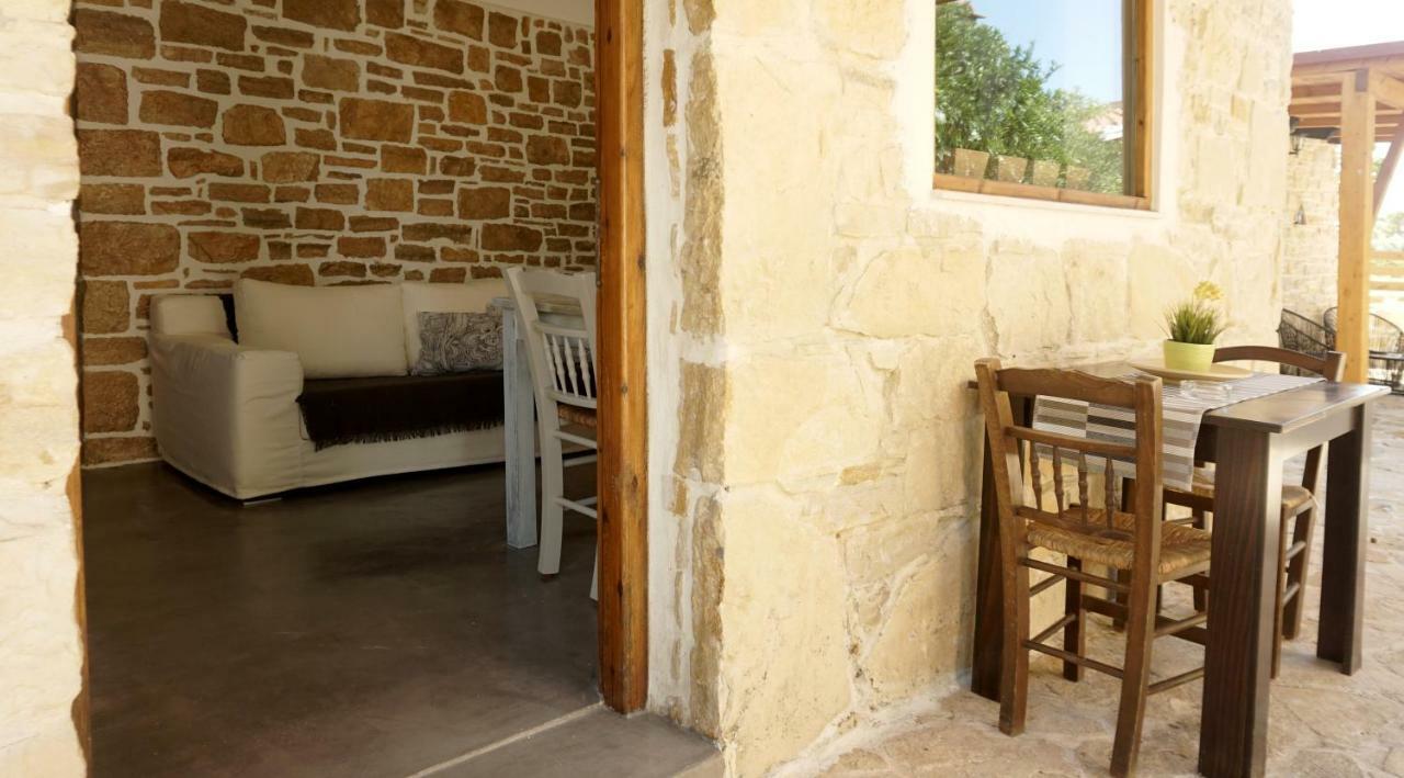 Studio Panagiota - Oasis Holiday Houses Kokkinos Pirgos Ngoại thất bức ảnh
